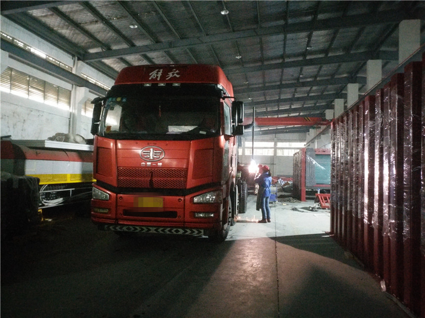 2019.1.4河南滑縣公交站臺、候車亭發(fā)貨