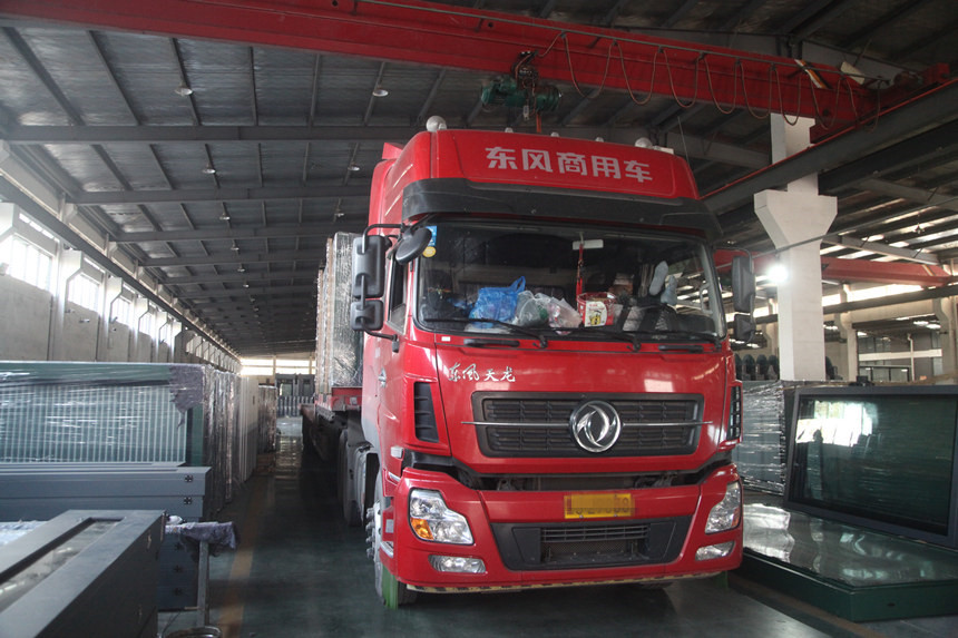 2018.10.23 黑龍江公交站臺(tái)、候車亭發(fā)貨