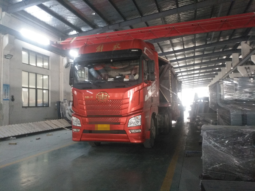 2018.11.22  河南平頂山公交站臺(tái)、候車亭發(fā)貨